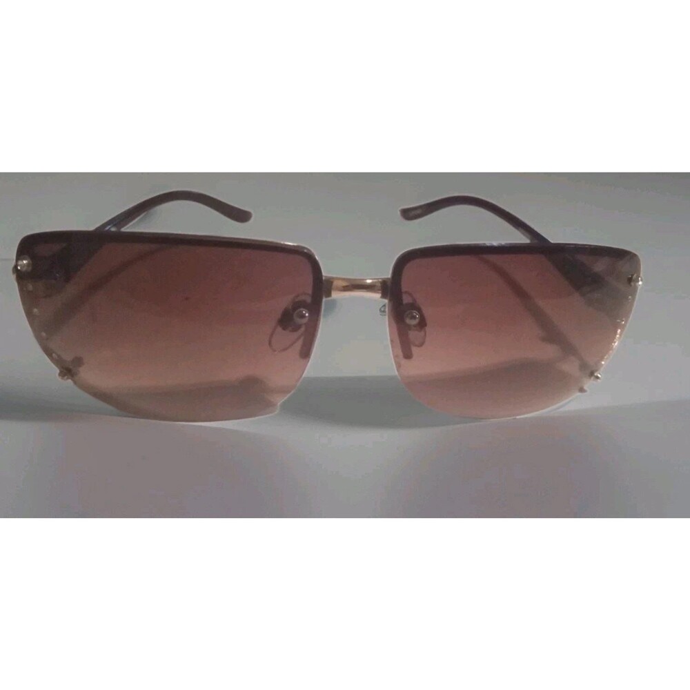 Foster Grant SR0820 Vera GLD FWG Sunglasses Rose Tinted Black Frames